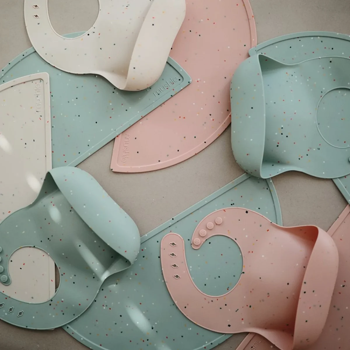 Blu Confeti Bib 3