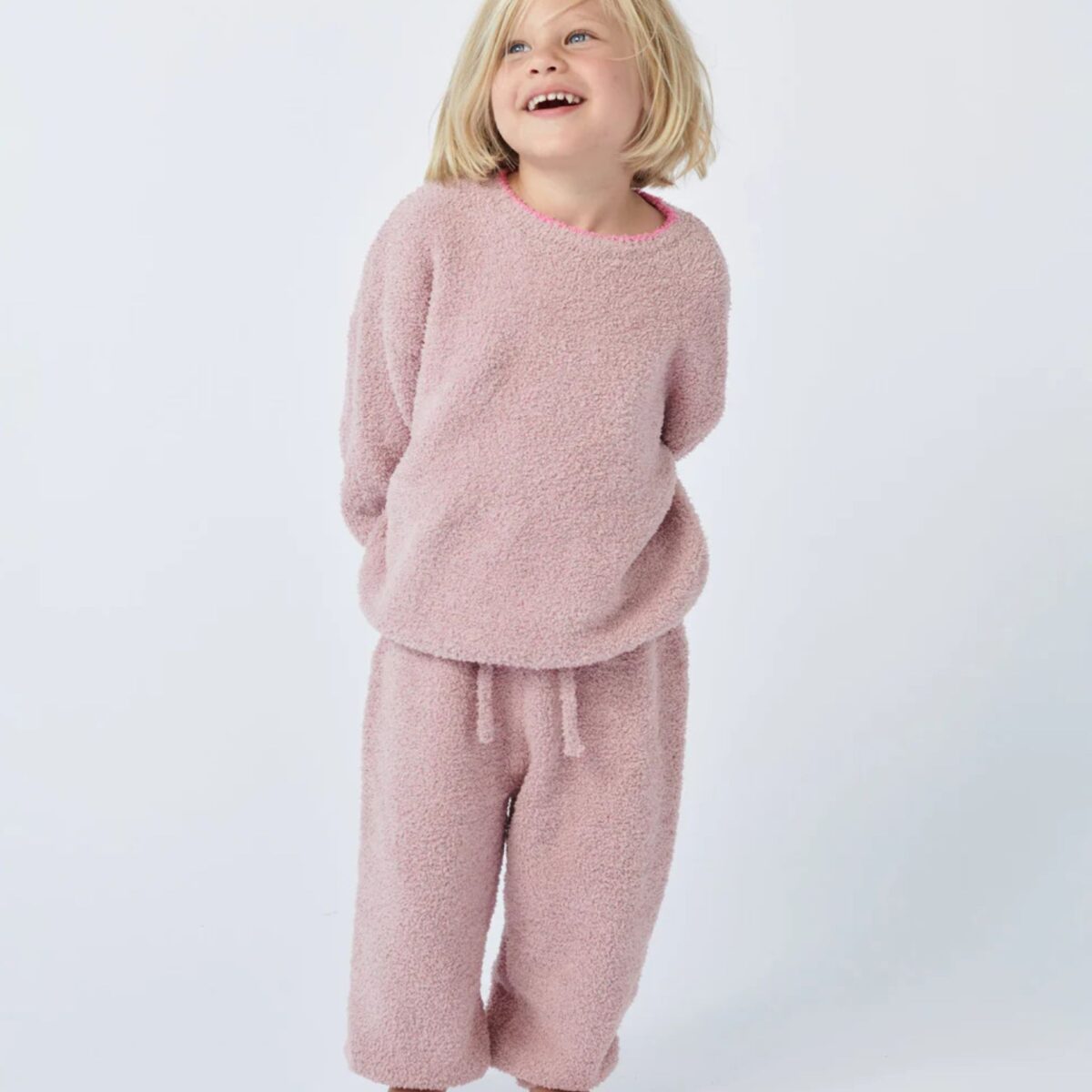 Ruzavas Mergaitiskas Kelnes Ir Dzemperis Pukuotas