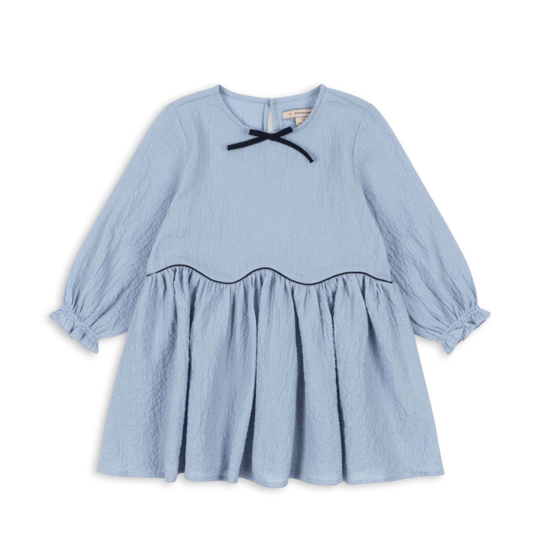 Suknele Melyna Su Kaspineliu