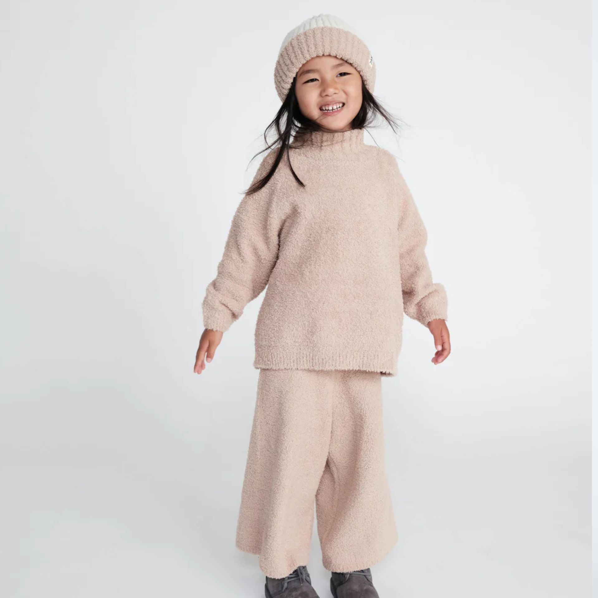 Vaikiski Fuzzy Kelnes Ir Dzemperis