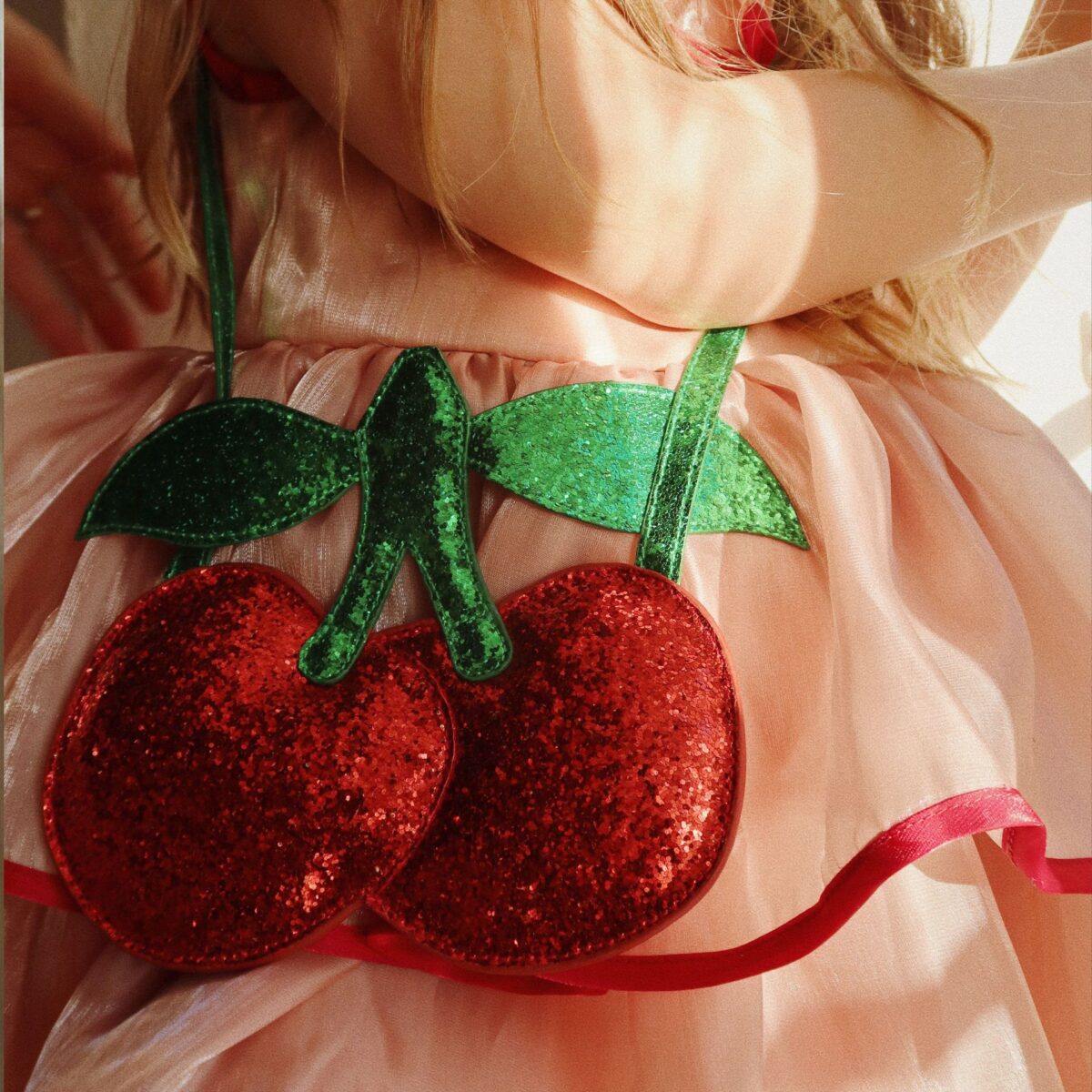 Blizgantis Rankinukas Vysnia