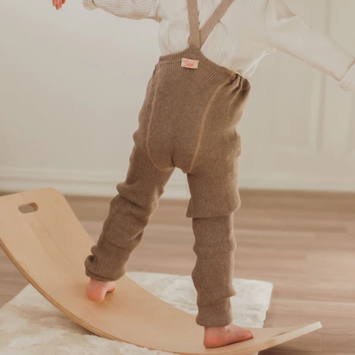 Roomy Silly Silas Kelnes Rudos Su Petnesomis