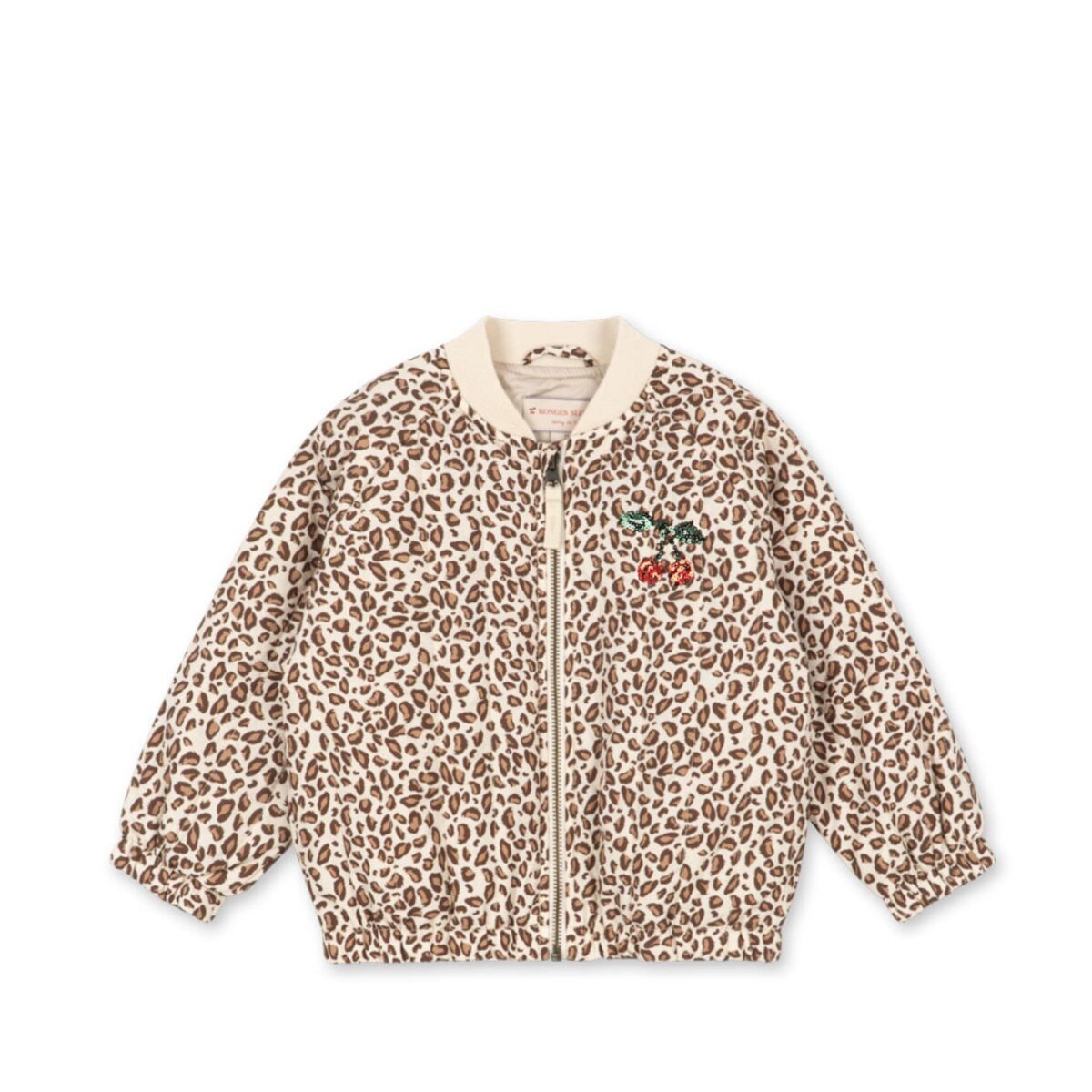 Tigrine Striuke Su Vysnia